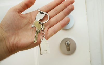 ¿Es buena idea realizar una inversión inmobiliaria en la costa de España?