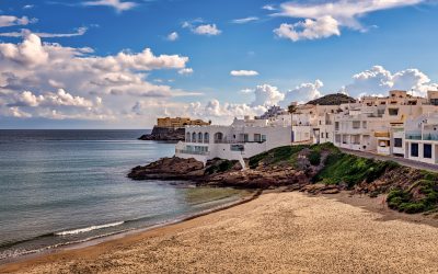 Explora las Playas de Vera en la Costa de Almería